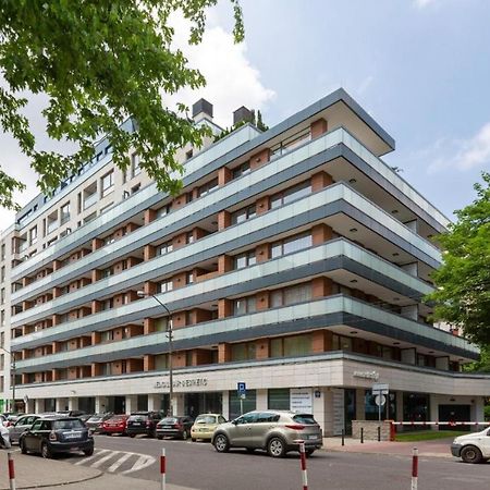 Modern Apartment With Pool Near Golden Terraces Varsóvia Exterior foto