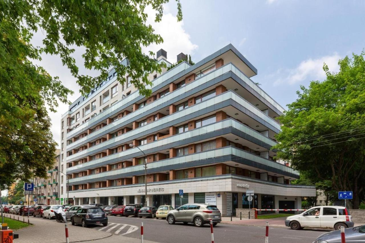Modern Apartment With Pool Near Golden Terraces Varsóvia Exterior foto
